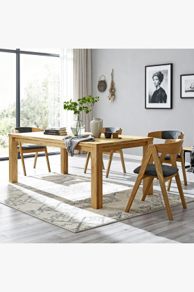 Dubová jedálenská zostava stôl a 4 čalúnené kresielka Maja grafitová